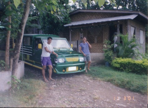 Melyn & Melvin with new Jeepeny